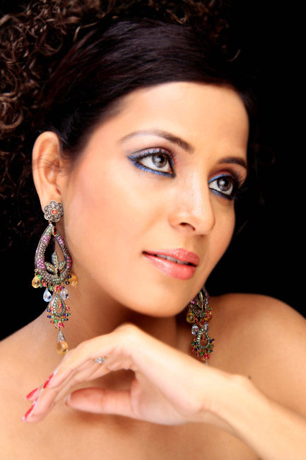 professional female model kolhapur